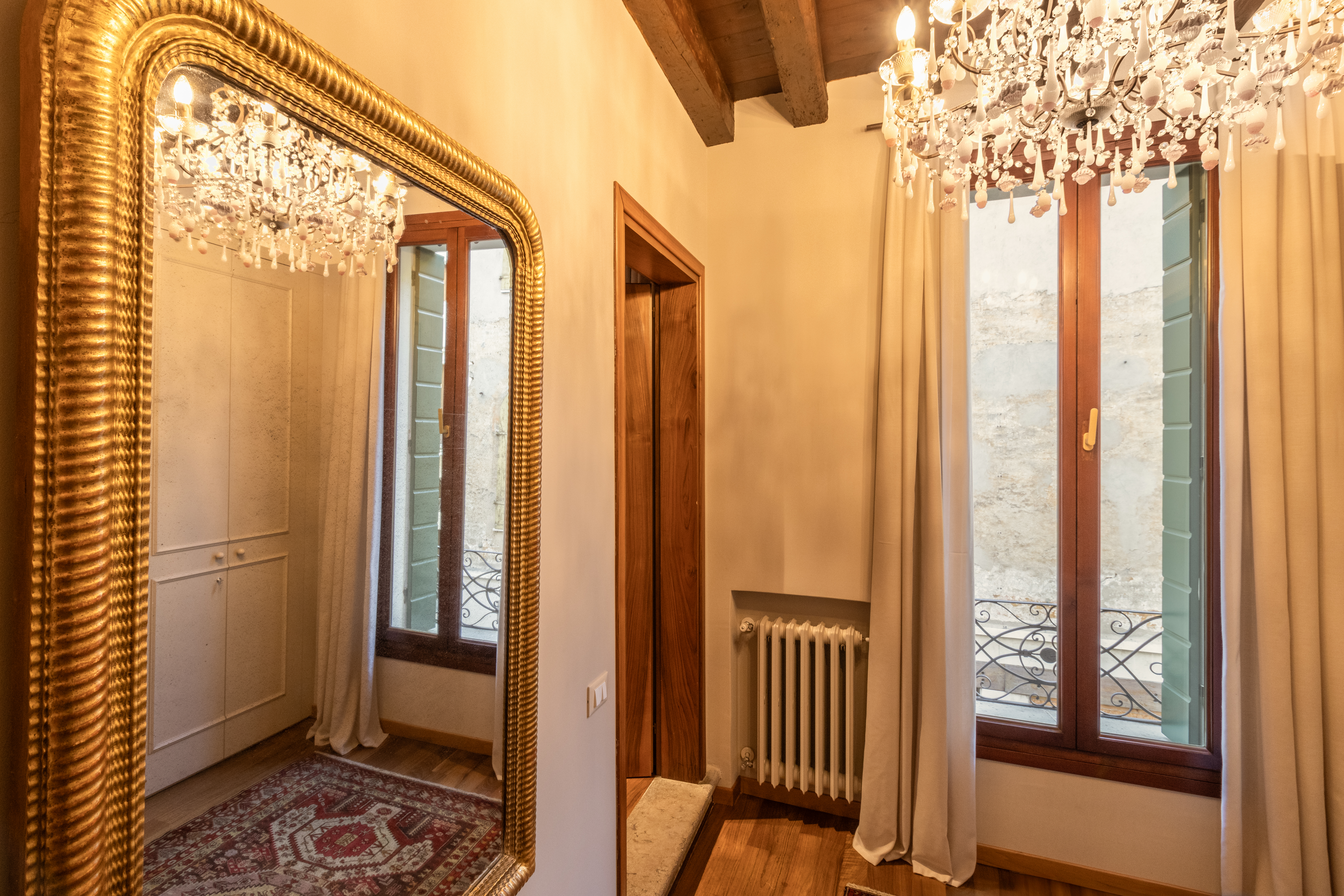 Nobilis Apartment