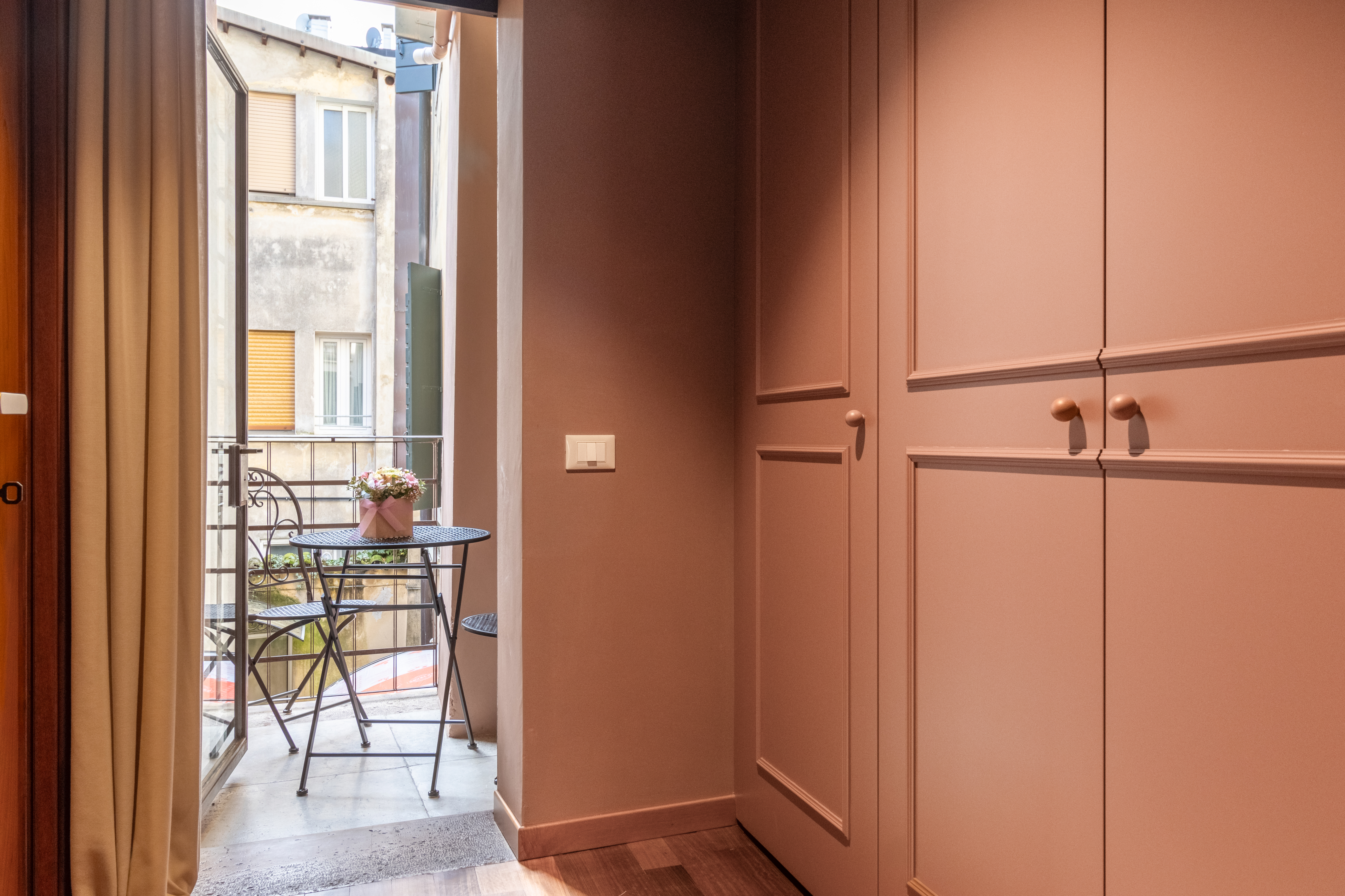 Nobilis Apartment