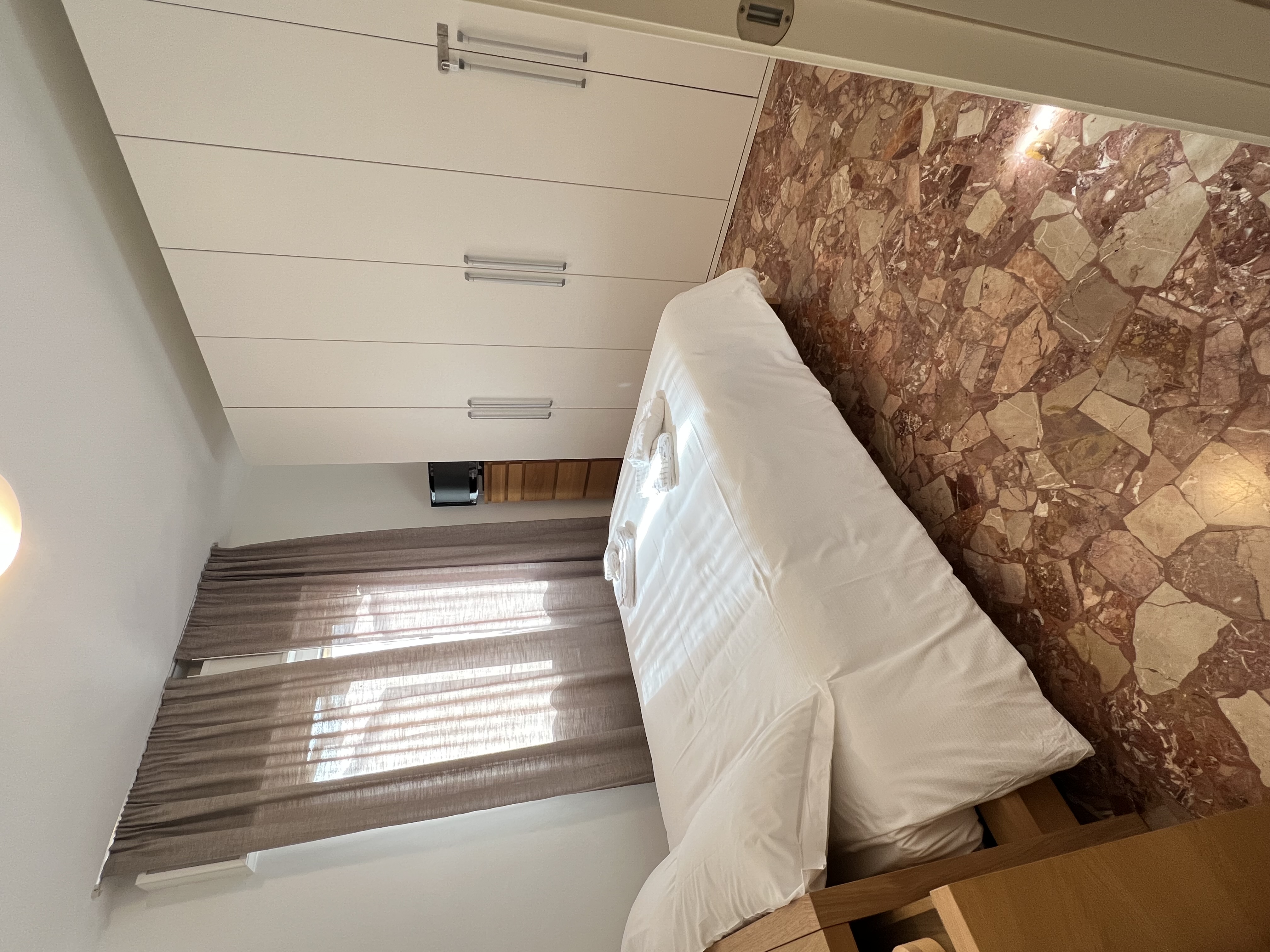 Alle 5 Corti House
