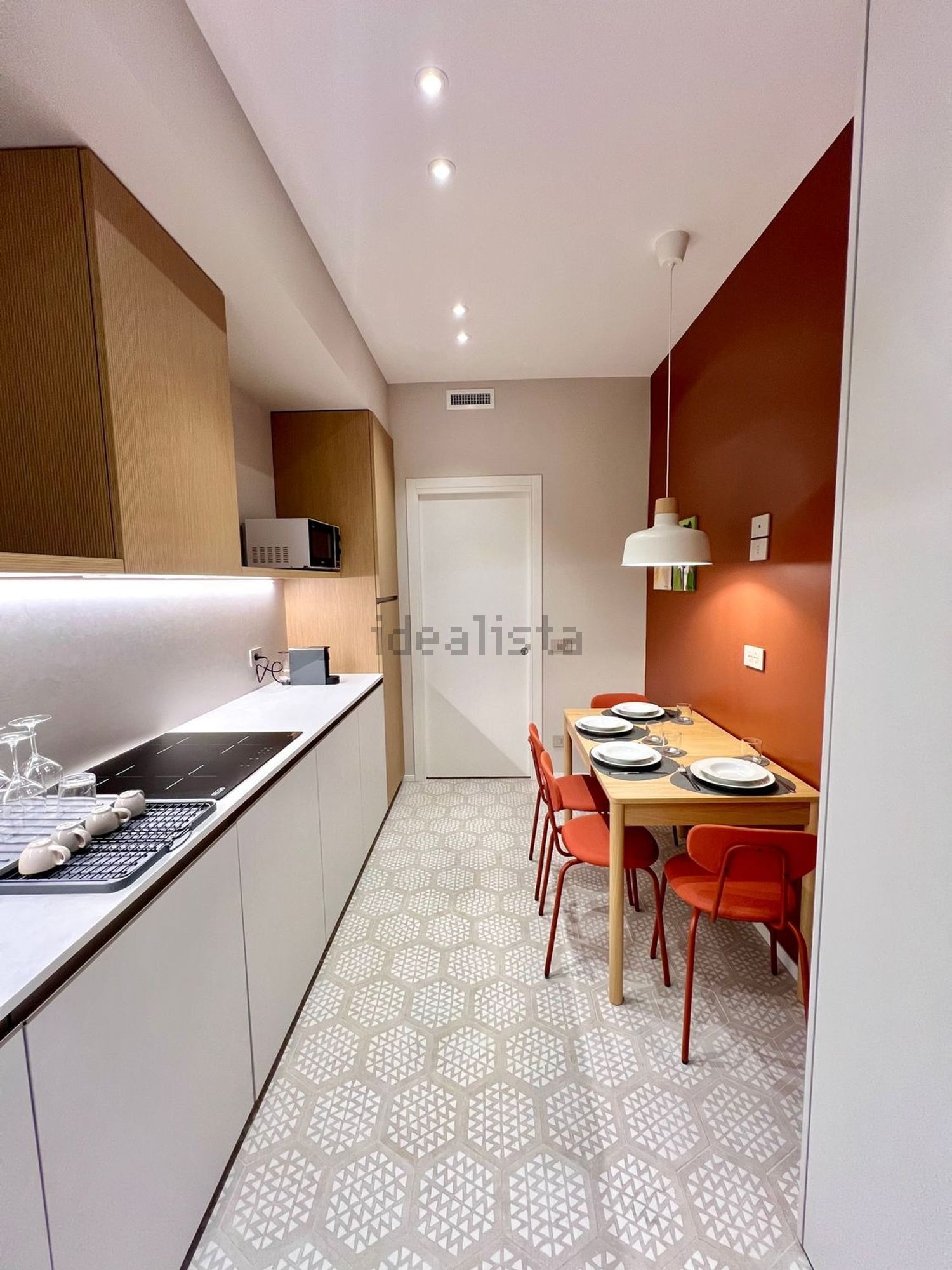 CAMERA CON BAGNO PRIVATO VICINO ALLA STAZIONE