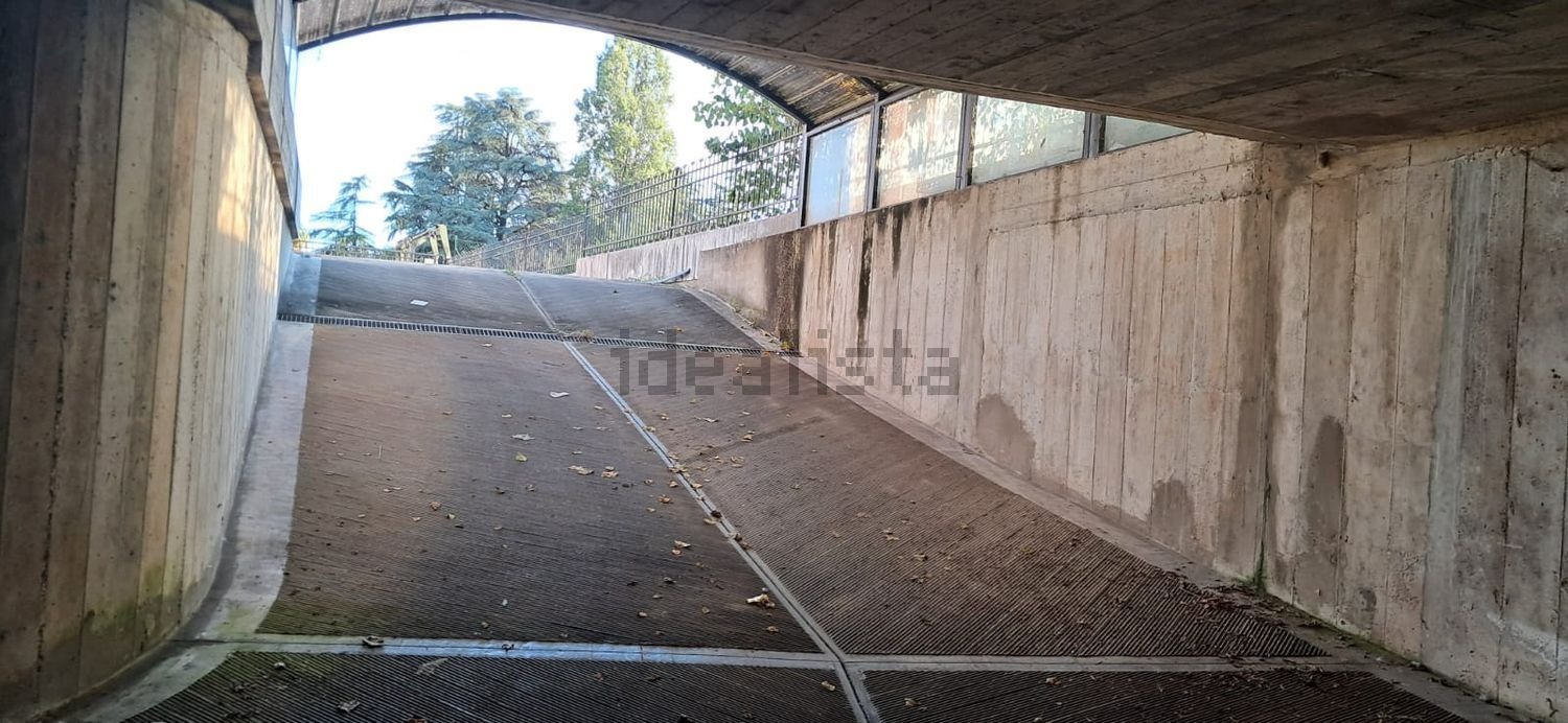 GARAGE FUORI MURA