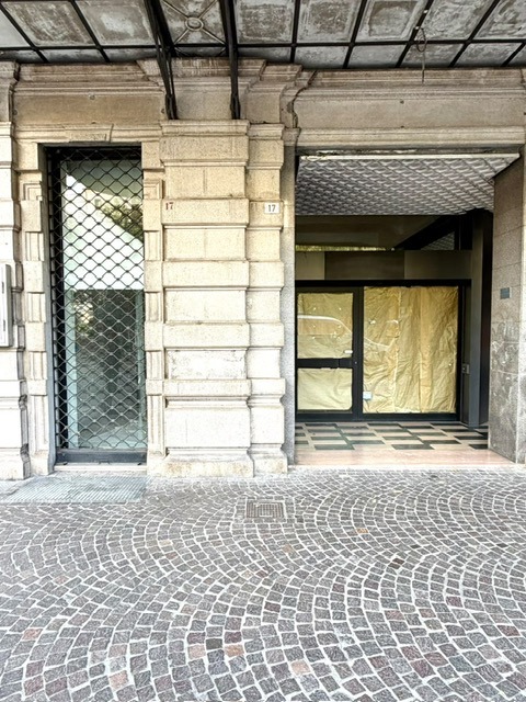 NEGOZIO CENTRO STORICO